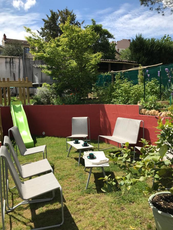 Espace Beleverte Bussiere 1 Tamaris Appartement Meuble De 2 Chambres Oullins Buitenkant foto